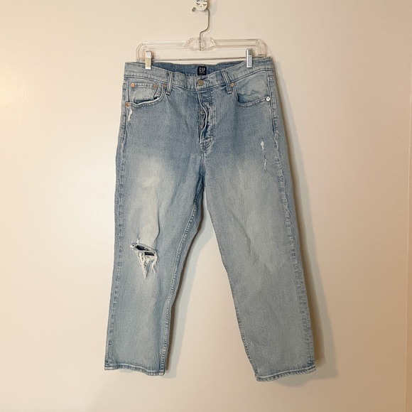 Gap Distressed High Rise Cheeky Straight Jeans with Washwell Light Destroy Wash - Picture 2 of 11